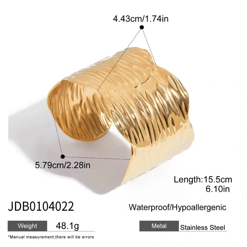 18K Gold Plated Textured Cuff Bracelet - Picture 5 of 6